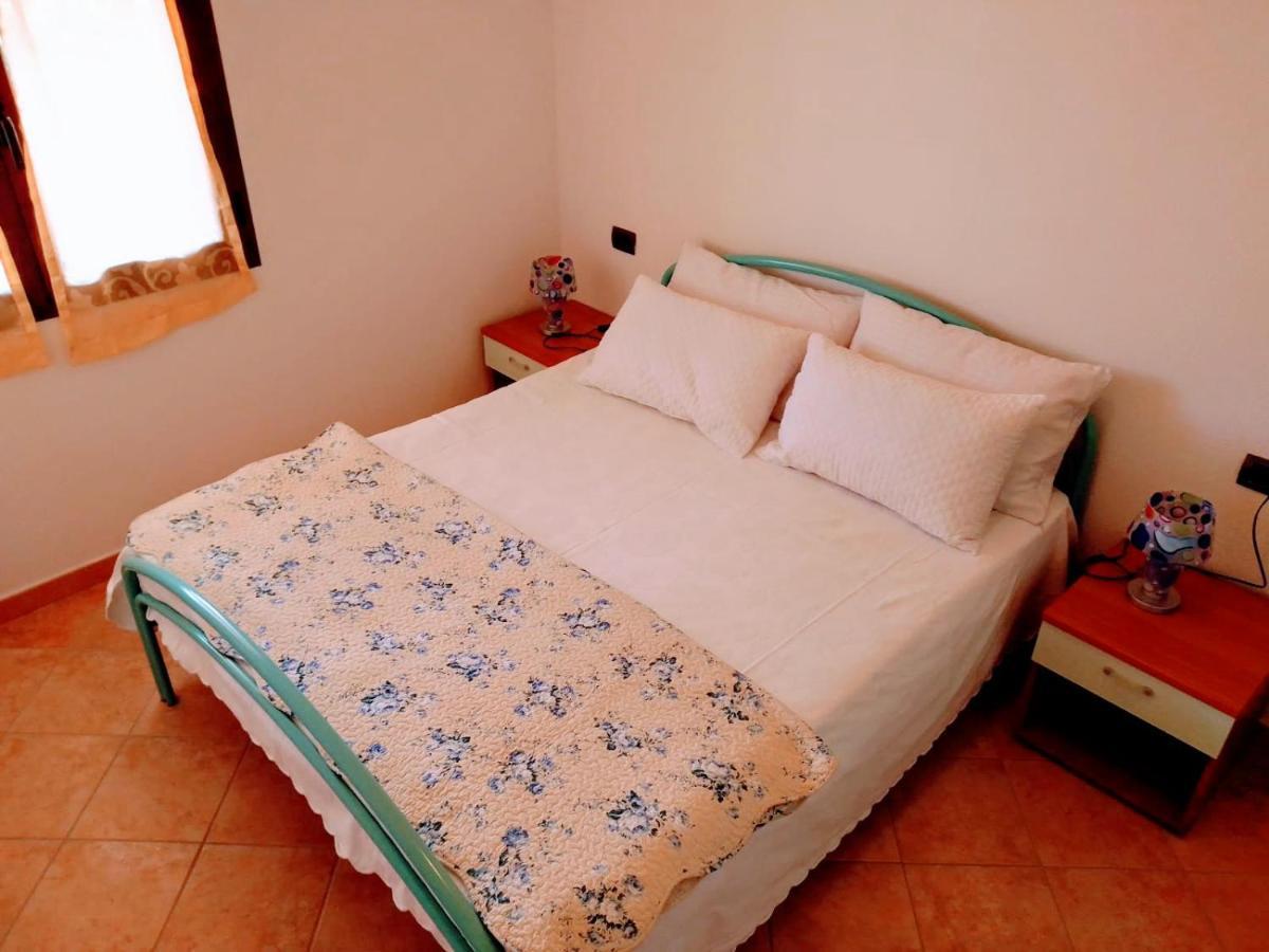 Residenza Rosa Maria Daire Orosei Dış mekan fotoğraf