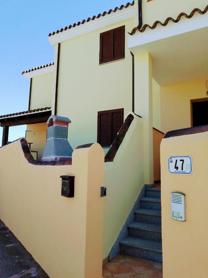 Residenza Rosa Maria Daire Orosei Dış mekan fotoğraf