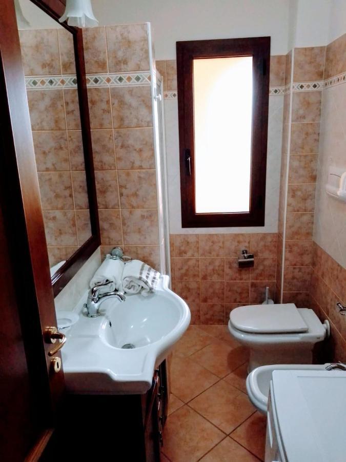 Residenza Rosa Maria Daire Orosei Dış mekan fotoğraf